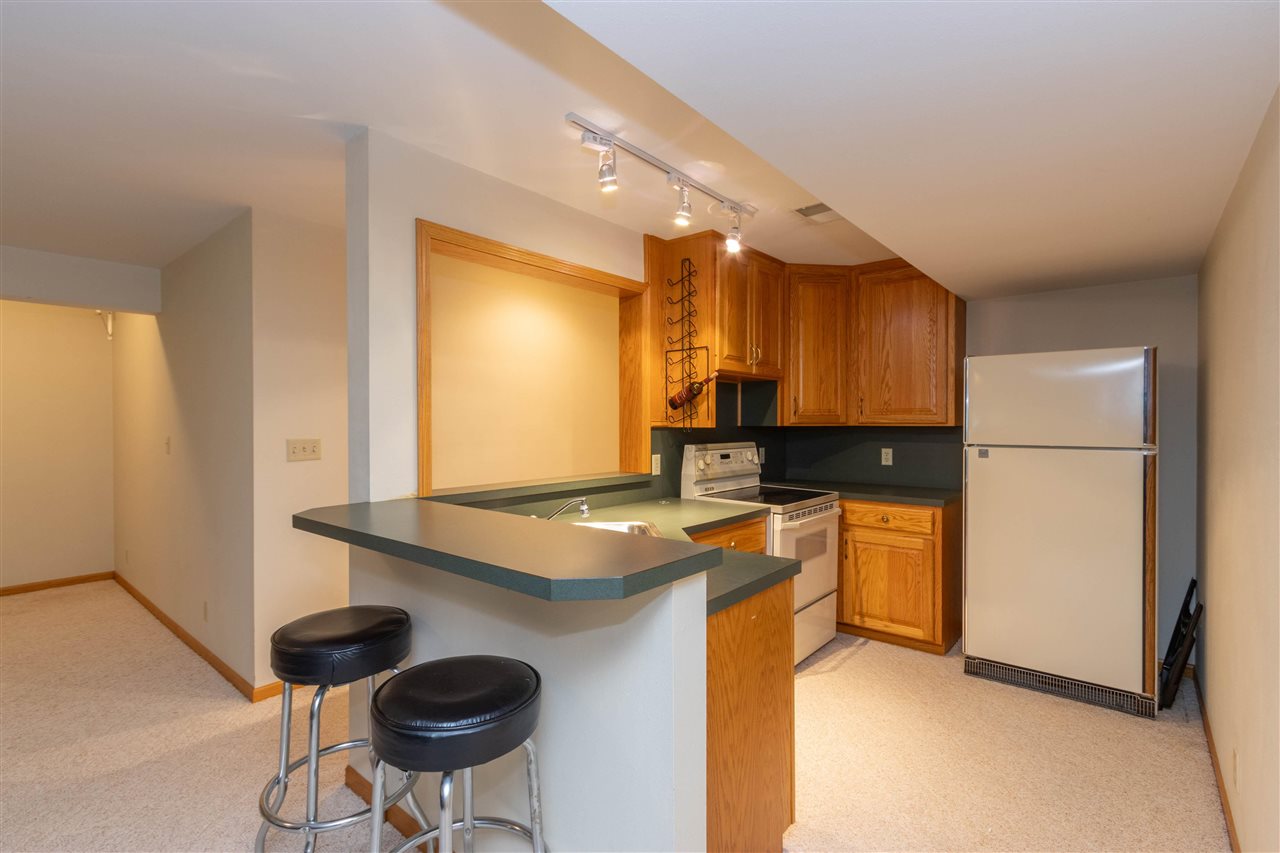 1410 E Harrison Washington IA 52353