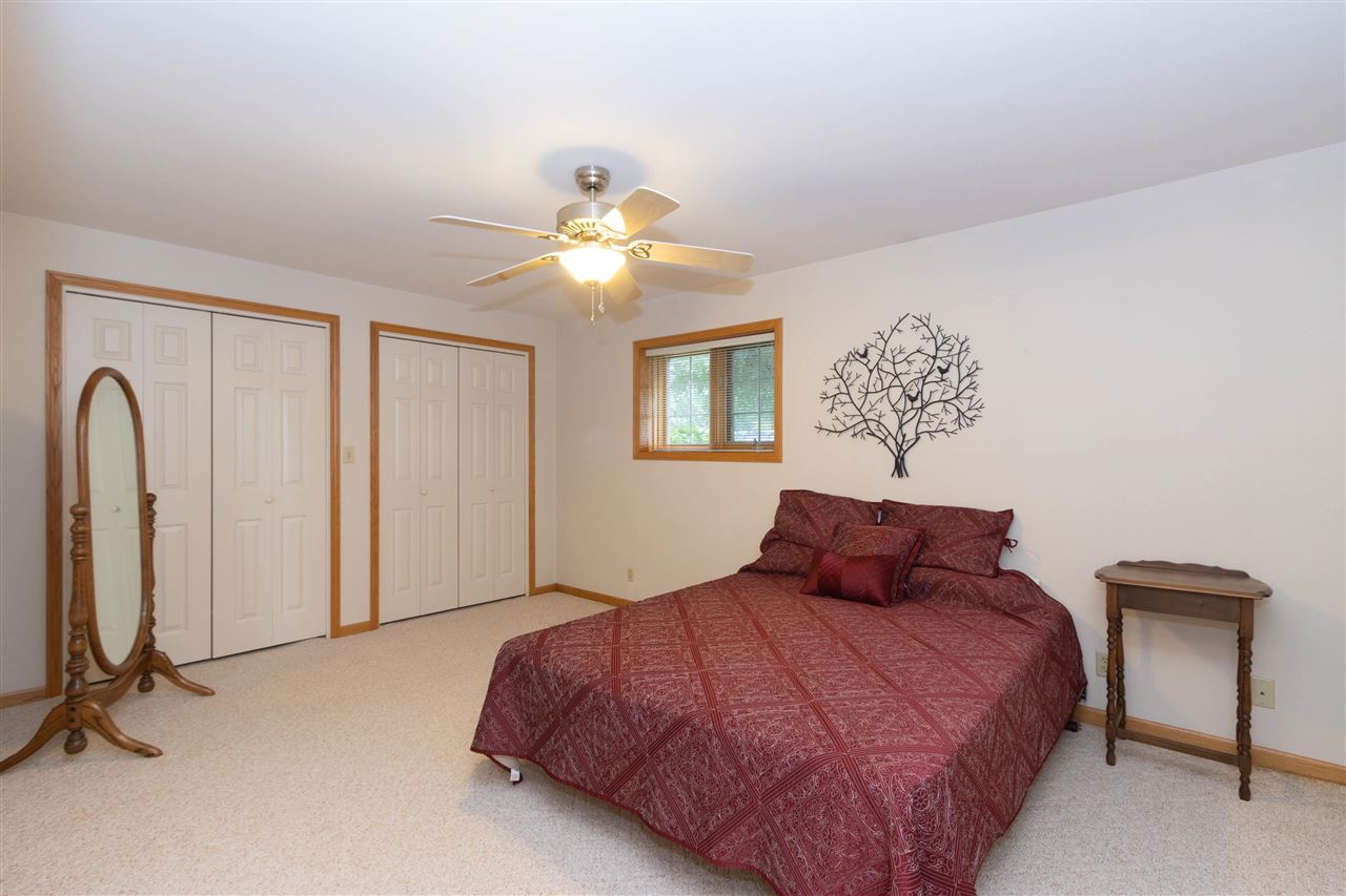 1410 E Harrison Washington IA 52353