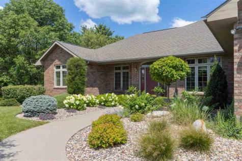 1410 E Harrison Washington IA 52353