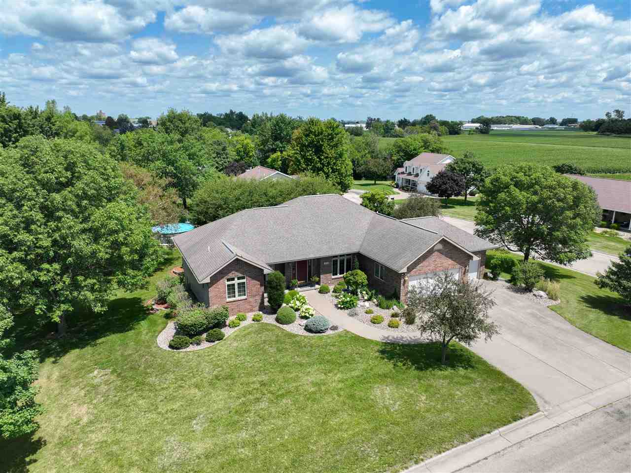 1410 E Harrison Washington IA 52353