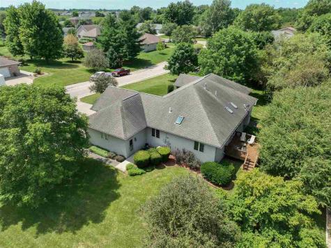 1410 E Harrison Washington IA 52353