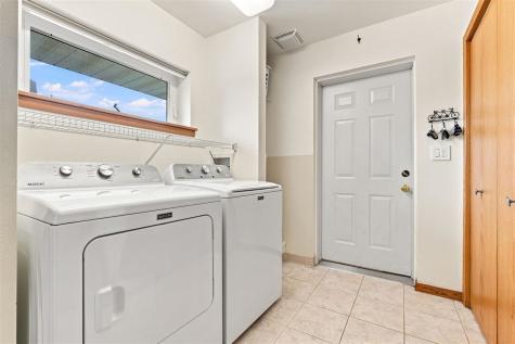 405 E 14th Street Washington IA 52353