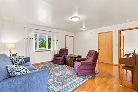405 E 14th Street Washington IA 52353