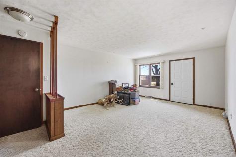 1502 SW Black Diamond Road Oxford IA 52322