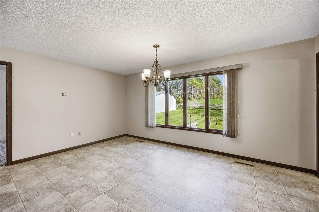1502 SW Black Diamond Road Oxford IA 52322