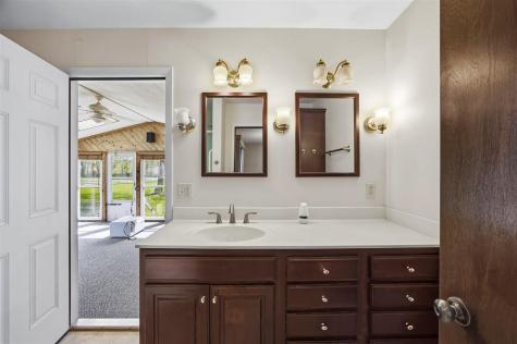 1502 SW Black Diamond Road Oxford IA 52322