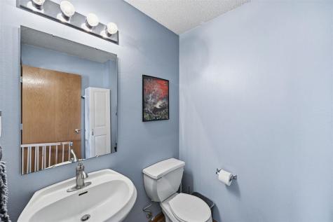 518 Tulip Court Tiffin IA 52340
