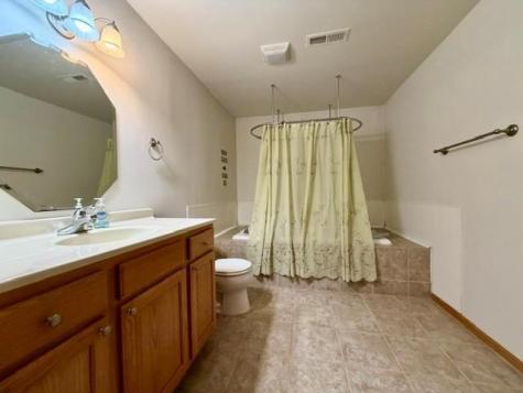 1094 Cory Court North Liberty IA 52317