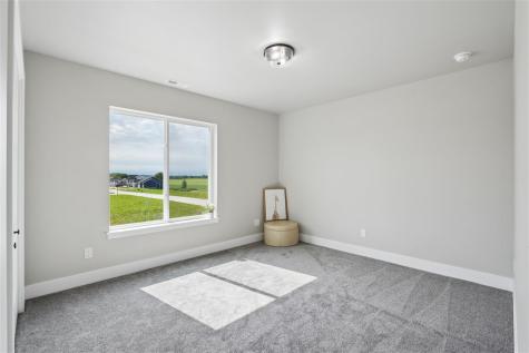 808 Crestview Drive Solon IA 52333