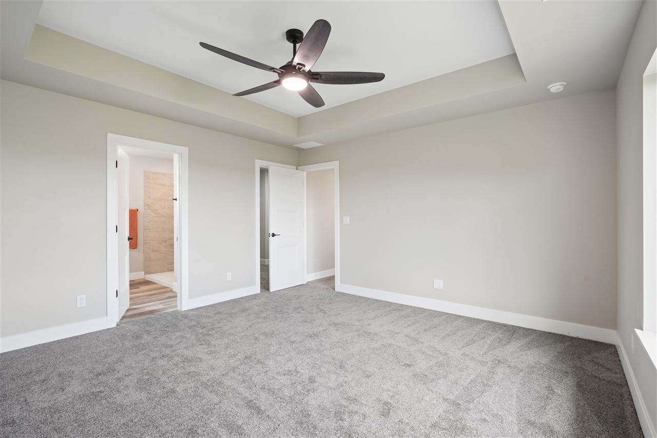 808 Crestview Drive Solon IA 52333