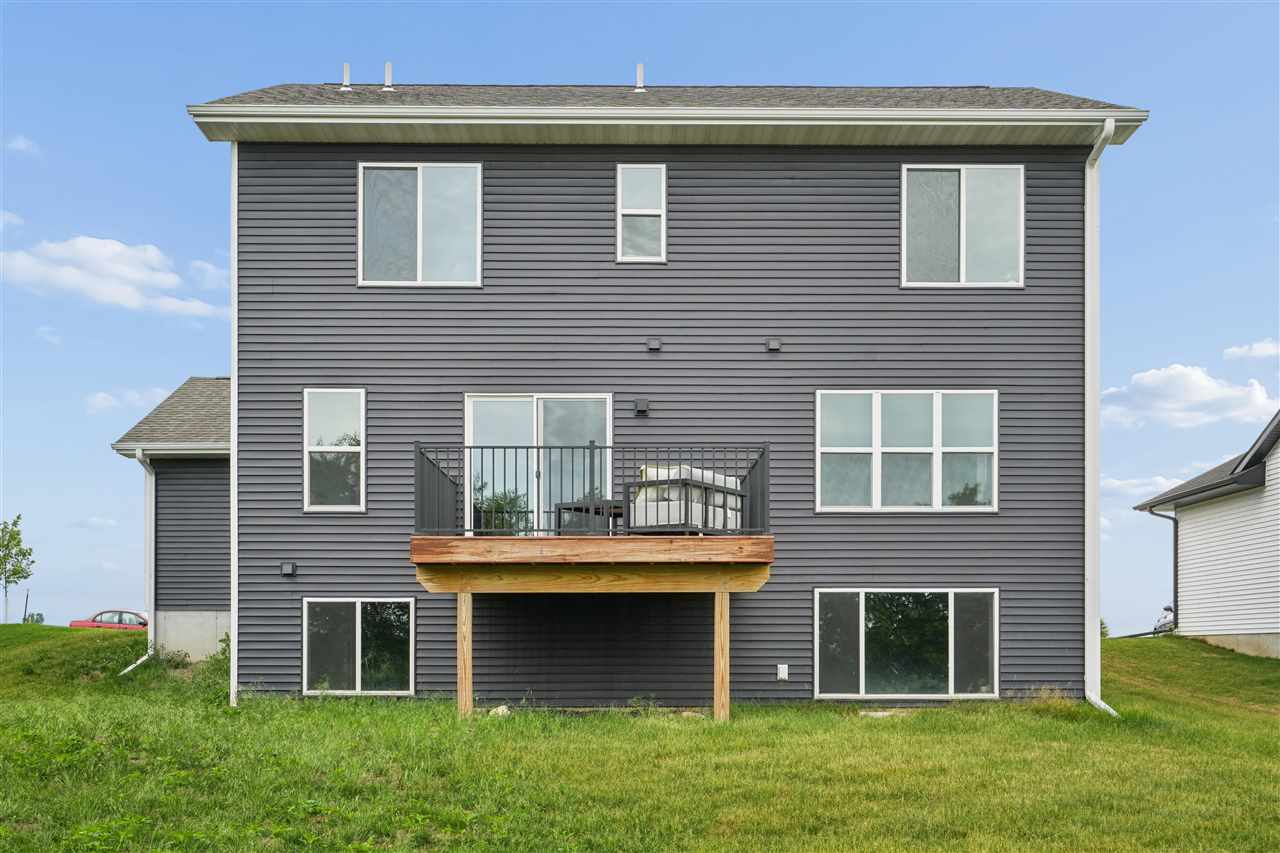 808 Crestview Drive Solon IA 52333