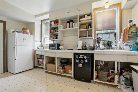 4506 220th Trail Amana IA 52203