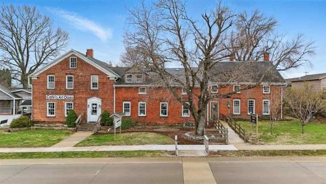 4506 220th Trail Amana IA 52203