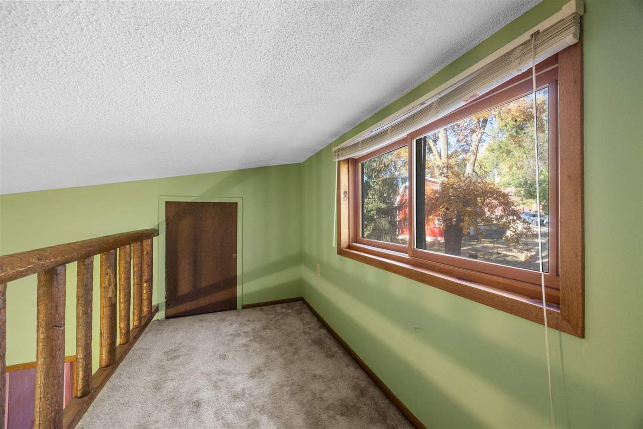 12401 229th Avenue Anamosa IA 52205