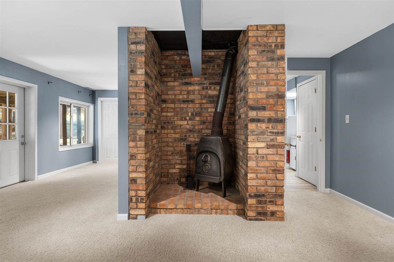 12401 229th Avenue Anamosa IA 52205