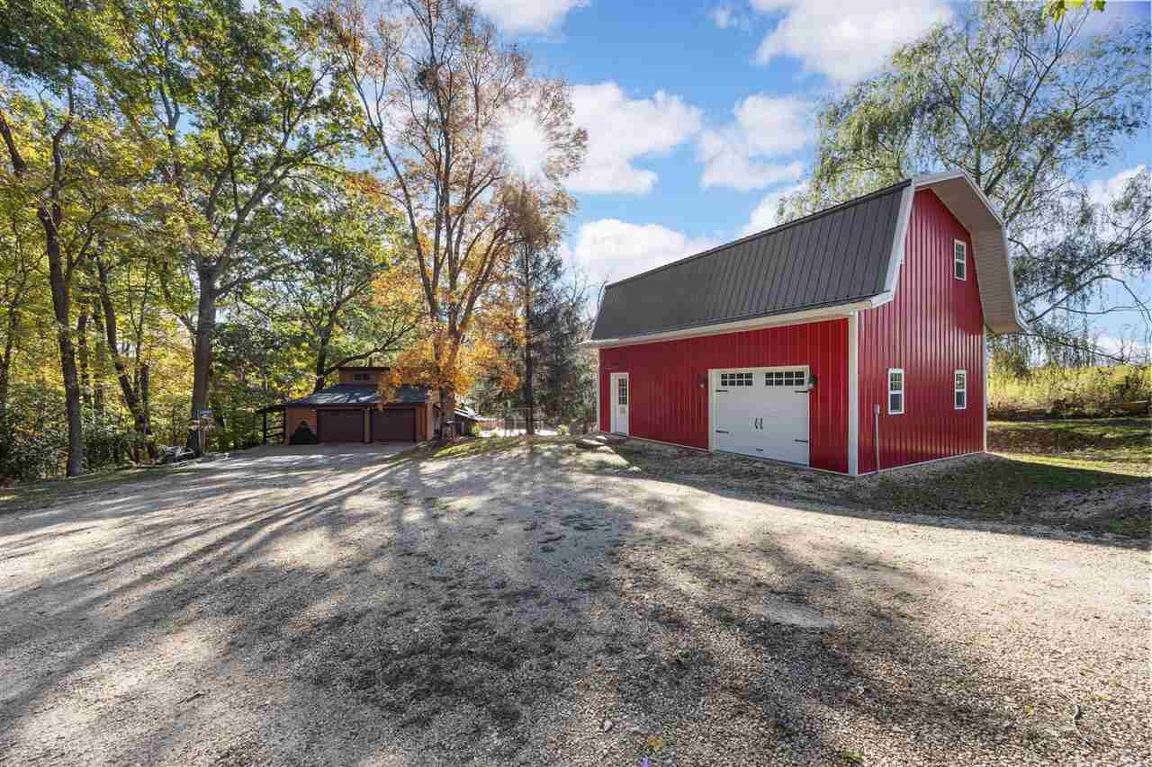 12401 229th Avenue Anamosa IA 52205