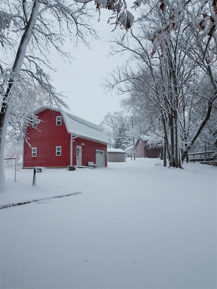 12401 229th Avenue Anamosa IA 52205