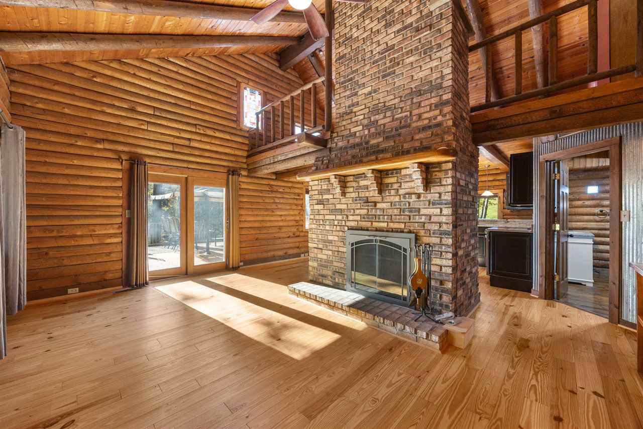 12401 229th Avenue Anamosa IA 52205