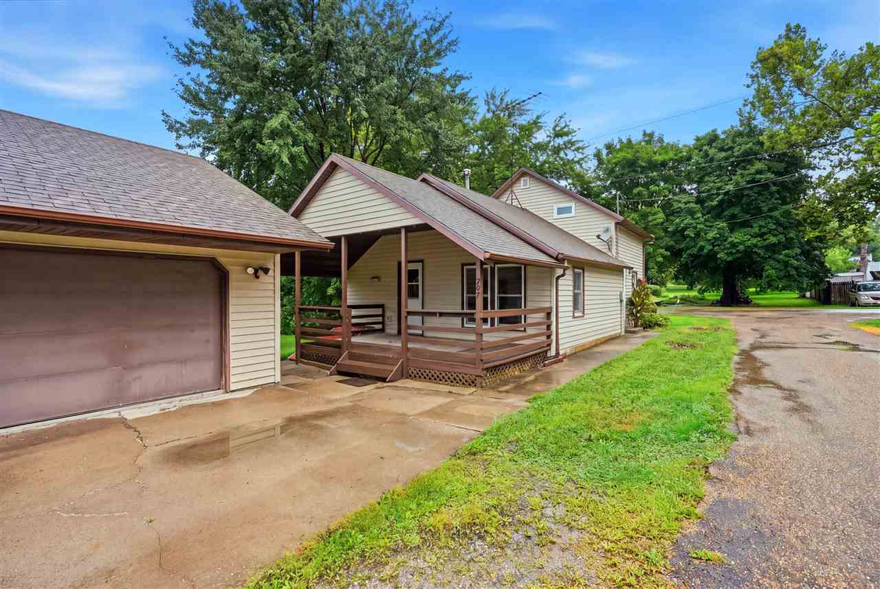 907 7th Street Wellman IA 52356