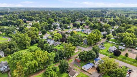 907 7th Street Wellman IA 52356