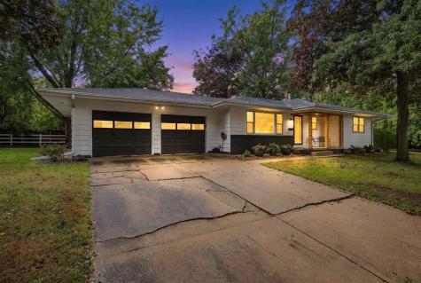 2305 Wayne Avenue Iowa City IA 52240