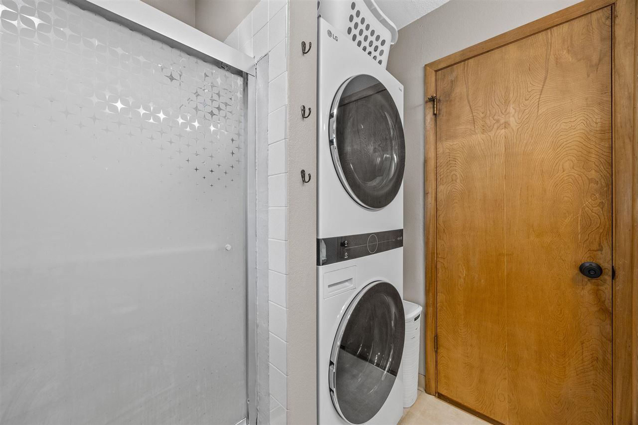 2305 Wayne Avenue Iowa City IA 52240