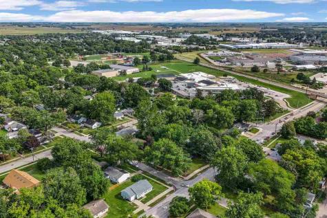 2305 Wayne Avenue Iowa City IA 52240