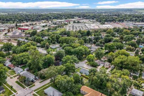 2305 Wayne Avenue Iowa City IA 52240