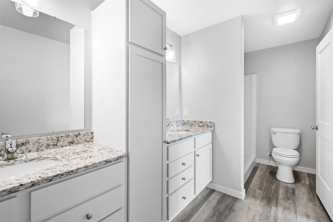 1420 Winterberry Lane North Liberty IA 52317