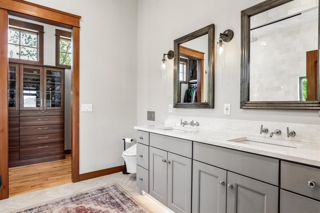 1490 Cypress Circle North Liberty IA 52317