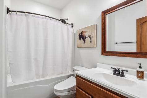 1490 Cypress Circle North Liberty IA 52317
