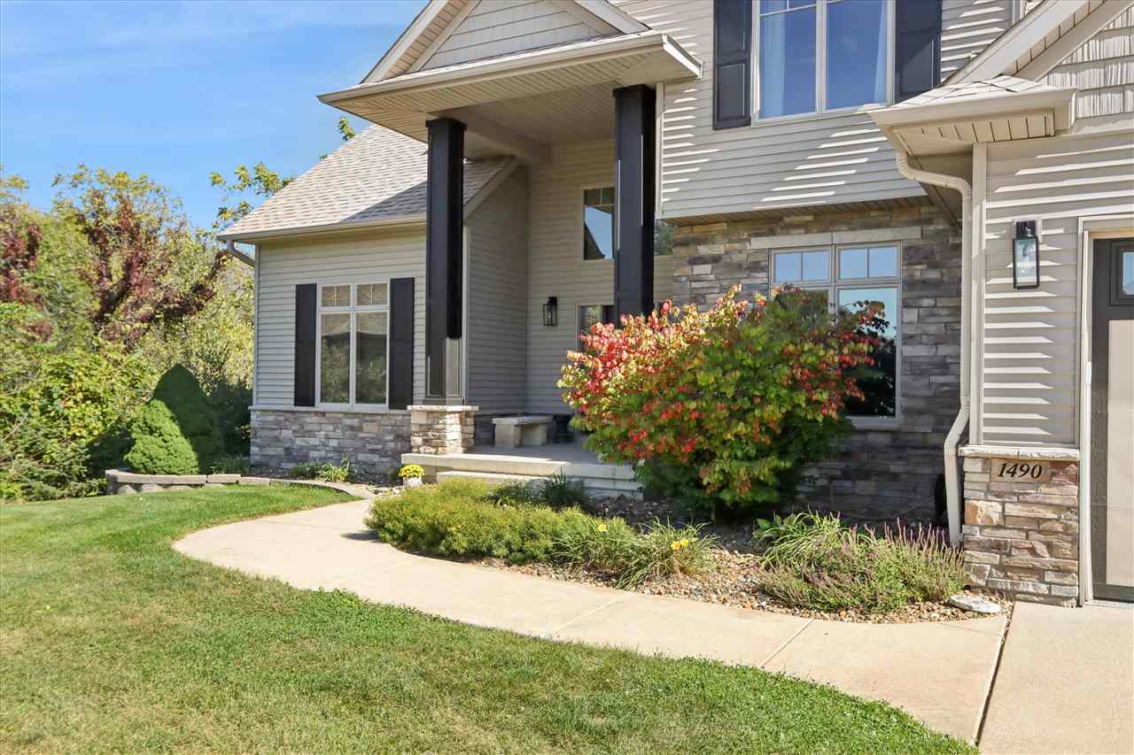 1490 Cypress Circle North Liberty IA 52317