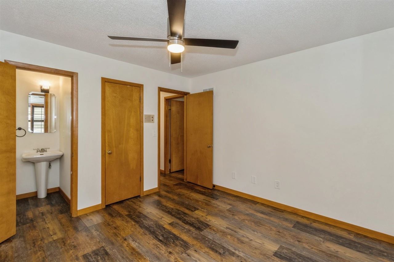 922 Wylde Green Road Iowa City IA 52246