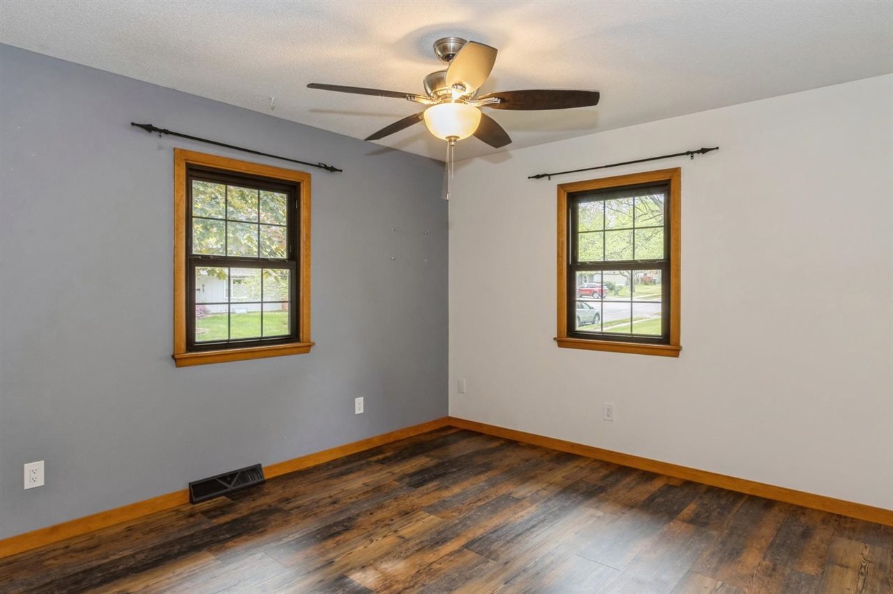 922 Wylde Green Road Iowa City IA 52246