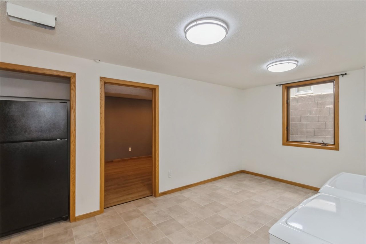 922 Wylde Green Road Iowa City IA 52246