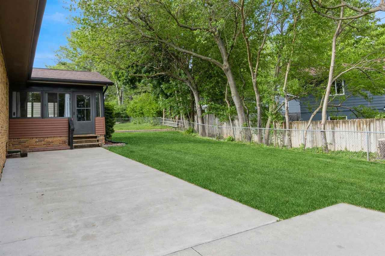 922 Wylde Green Road Iowa City IA 52246