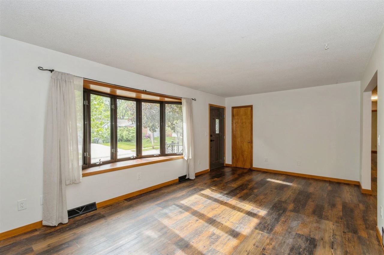 922 Wylde Green Road Iowa City IA 52246