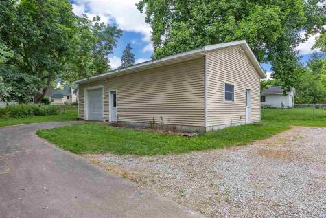 1303 Kirkwood Avenue Iowa City IA 52240