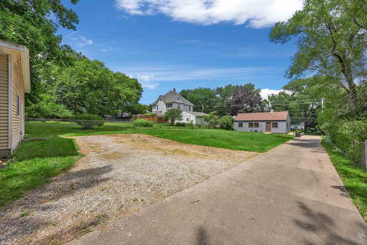 1303 Kirkwood Avenue Iowa City IA 52240