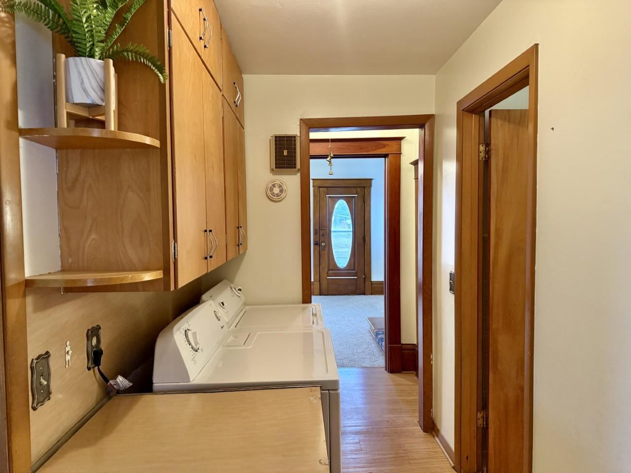 100 E Welsh Street Williamsburg IA 52361