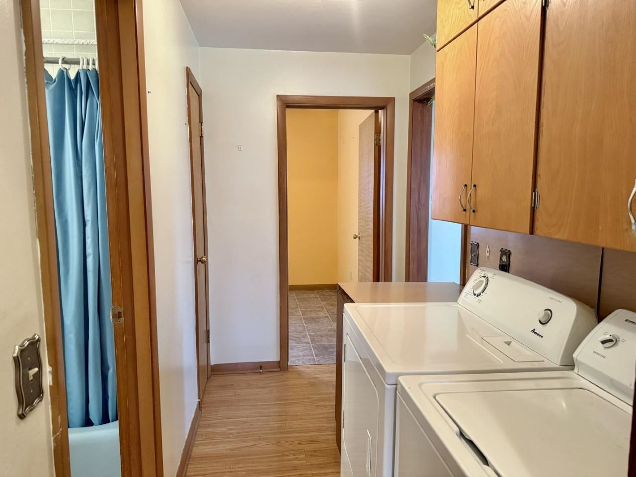 100 E Welsh Street Williamsburg IA 52361