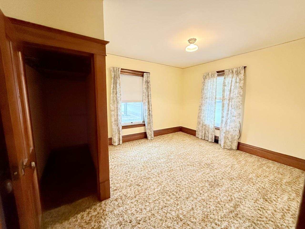 100 E Welsh Street Williamsburg IA 52361