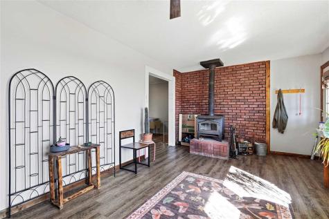 12039 Wright Road La Porte IA 50651