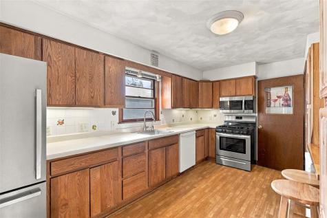 101 S 12th Avenue Washington IA 52353
