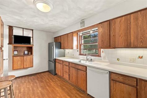 101 S 12th Avenue Washington IA 52353