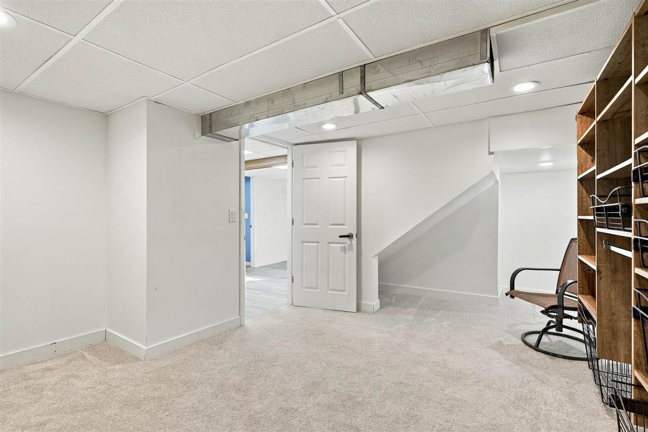 101 S 12th Avenue Washington IA 52353