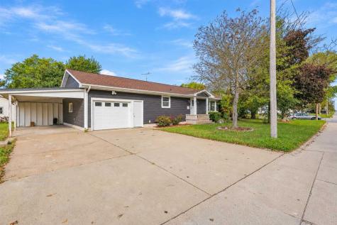 101 S 12th Avenue Washington IA 52353