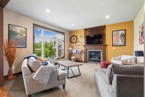 4807 Hay Field Court SW Cedar Rapids IA 52404