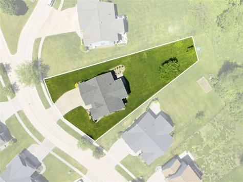 4807 Hay Field Court SW Cedar Rapids IA 52404