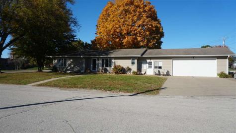102 Rice Street Lone Tree IA 52755